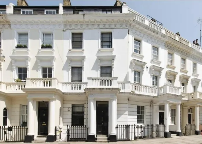 Pimlico Sw1 - Location Location! Light And Spacious One Bedroom Apartment In A Stunning Victorian Building. Great Storage!